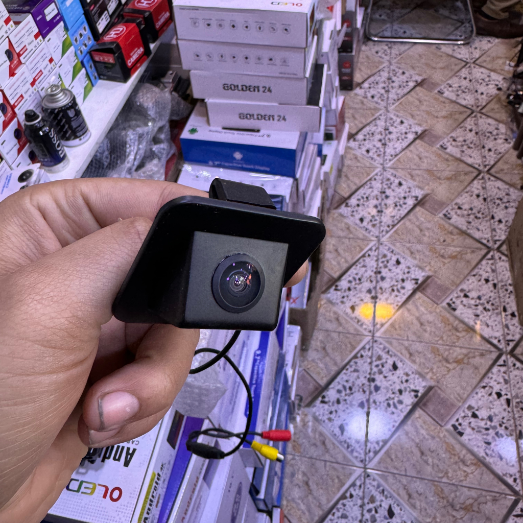 شاشة سيراتو / فورتي 2014-2018 تصميم بلادي